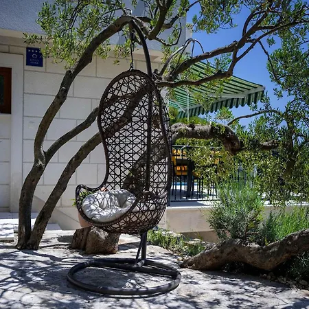 Amare, With Pool And Garden Βίλα