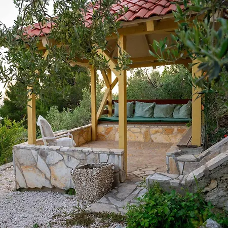 Amare, With Pool And Garden *